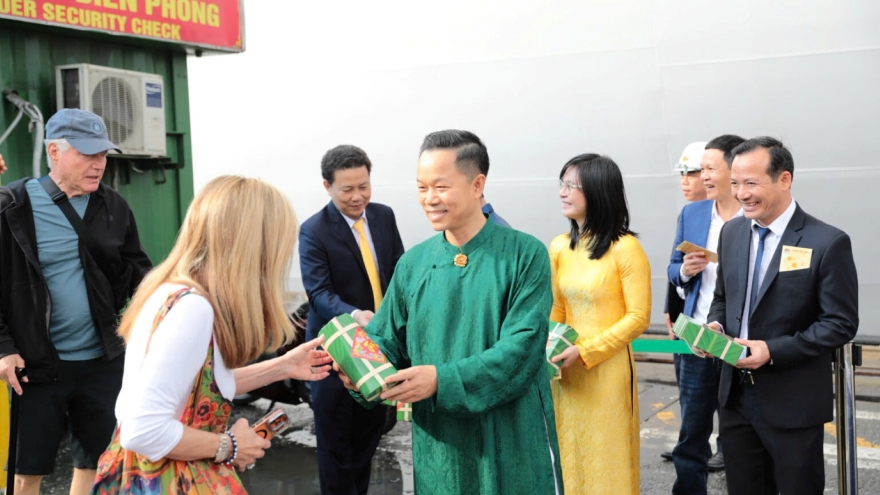 Đón gần 4.500 khách trên tàu du lịch biển đến Đà Nẵng