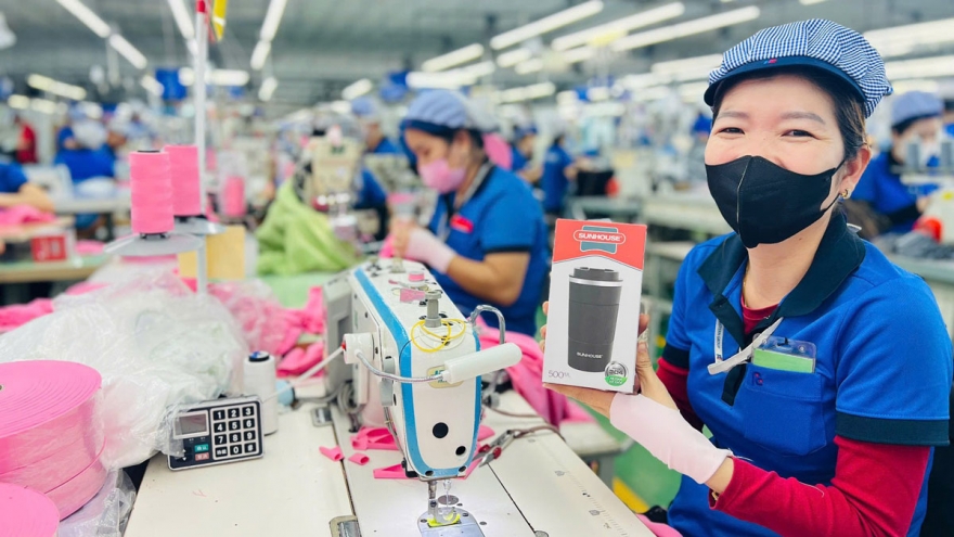 Doanh nghiệp TP.HCM cần 36.800 lao động, công nhân nắm thế chủ động