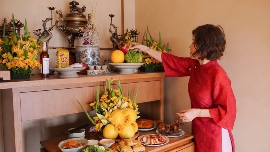 Mâm cúng tất niên Tết Bính Ngọ 2026 gồm những lễ vật gì?