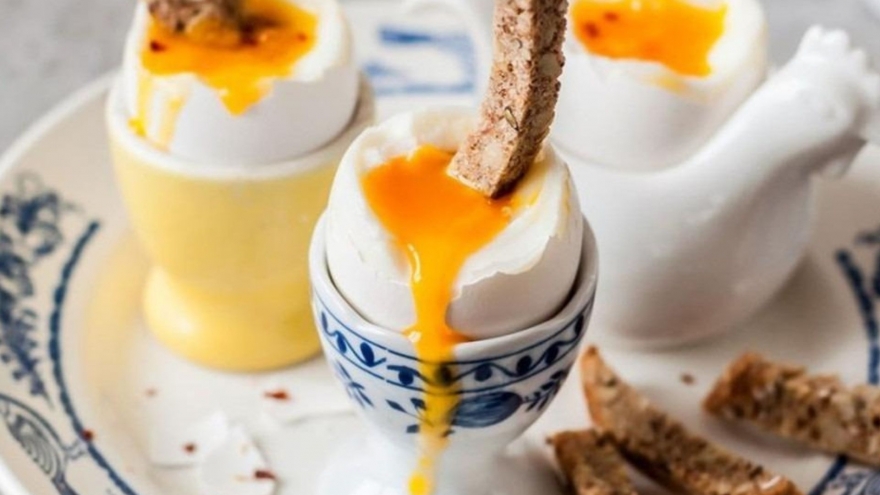 Ăn trứng kiểu này cực hại sức khỏe, nhiều người vẫn thường làm mà không biết