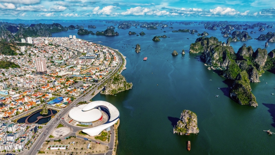 Bước đi lịch sử với mô hình quản trị vì dân