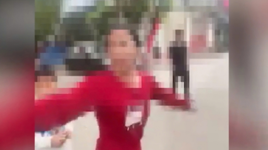 Mời người đòi thu tiền đỗ xe gần cổng chùa ở Ninh Bình lên làm việc