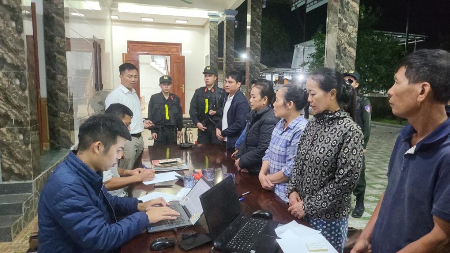 Triệt phá đường dây sản xuất thuốc đông y tăng cân giả