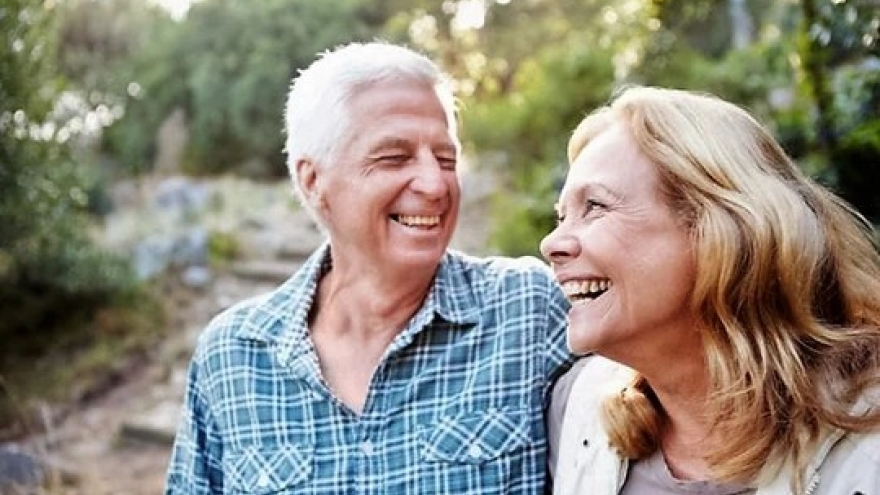 U70 vẫn còn ham muốn tình dục cao: Có cách nào giảm nhu cầu an toàn?