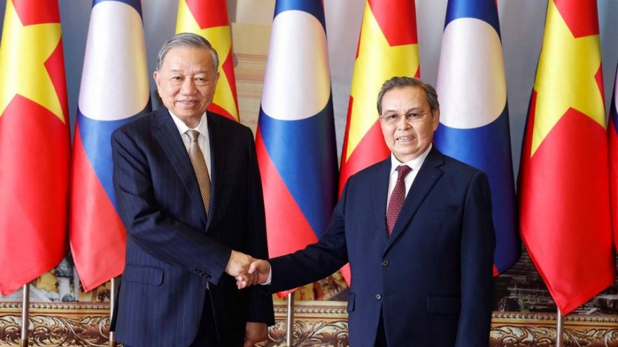 Tổng Bí thư: Việt Nam luôn coi trọng quan hệ đặc biệt “có một không hai” với Lào