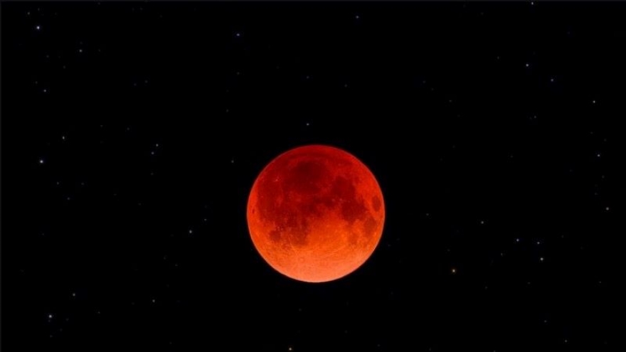 Total lunar eclipse to light up Lunar New Year’s First Full Moon Festival