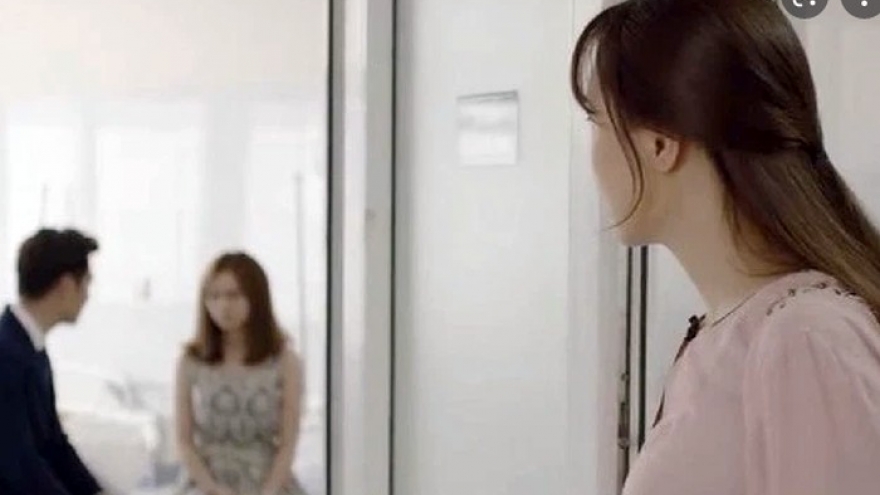 Cả thanh xuân che đậy ngoại tình cho chồng, đến cuối tôi chỉ còn lại sự chán ngán