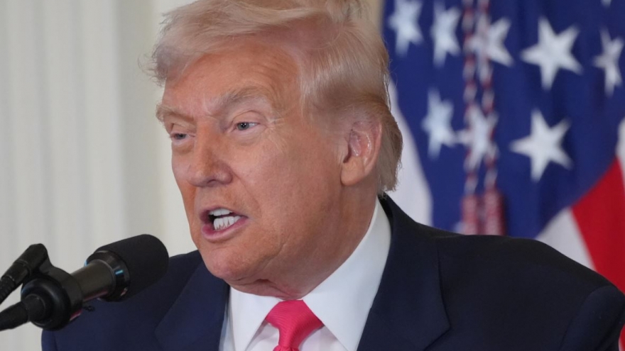 Chính sách thuế quan bị chặn, ông Trump mất đòn bẩy, Đảng Cộng hòa vào thế khó?