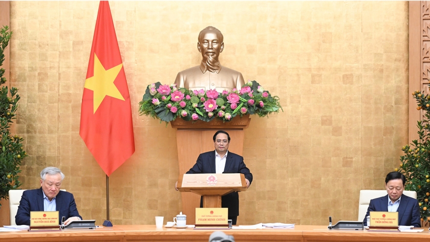 Thủ tướng: Nỗ lực cao, hành động quyết liệt, đạt mục tiêu tăng trưởng 2 con số