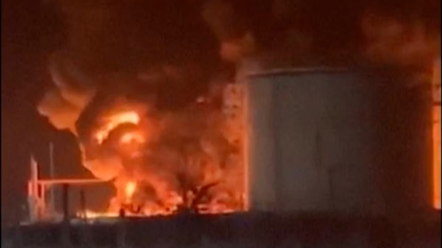 Ukraine tấn công trung tâm trung chuyển dầu mỏ tại vùng Krasnodar của Nga