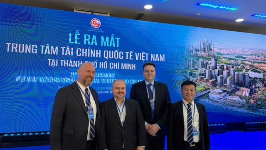 VPAM pledges US$10 billion for Vietnam International Financial Centre