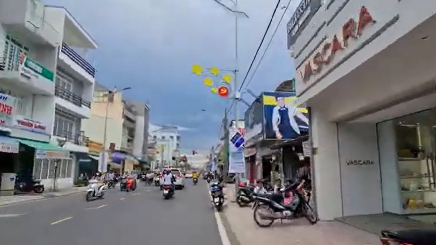 Vĩnh Long tạm thời cắt giao thông để tổ chức đón năm mới