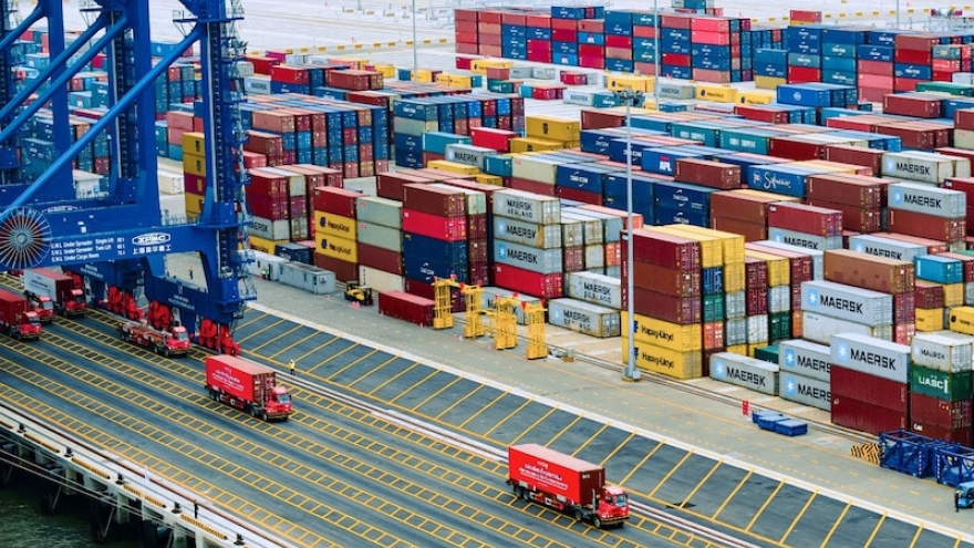 Tháng 1/2026, cán cân thương mại đảo chiều: Việt Nam nhập siêu 1,78 tỷ USD