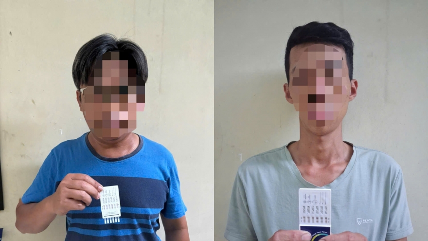 Đà Nẵng xử lý nhóm chiếm dụng vỉa hè để giữ xe, thu tiền trái phép