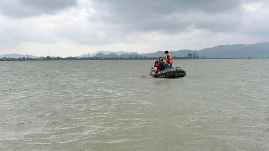 Bé gái 12 tuổi mất tích 3 ngày, phát hiện thi thể trên sông Lam