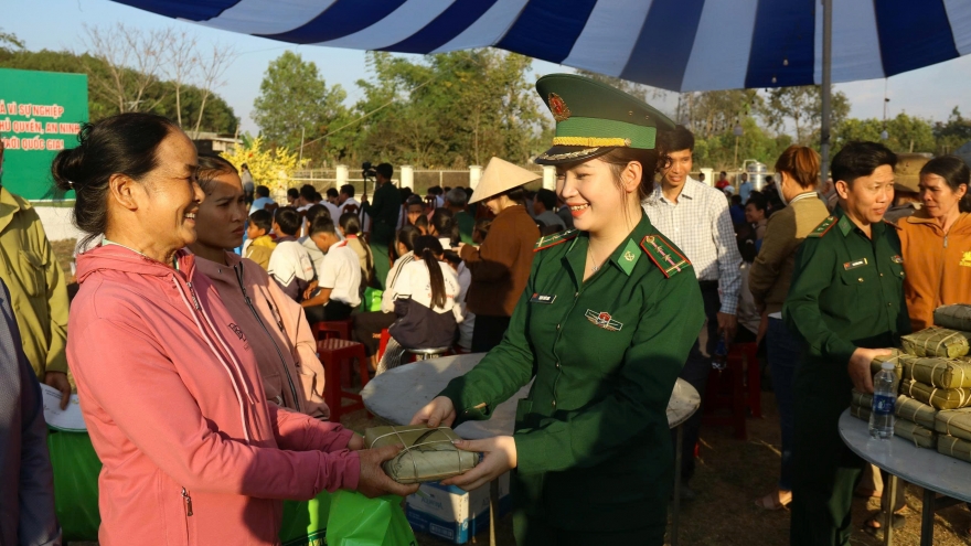 Xuân Biên phòng - gắn kết tình quân dân nơi biên giới Quảng Ngãi