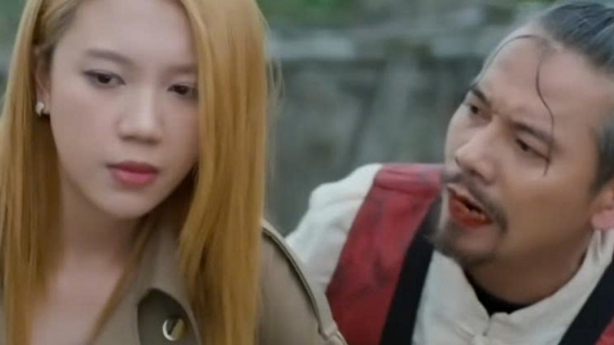 Gia đình trái dấu tập 33: Vân bị ngã khi đi thăm vườn rau của chú Hoàng