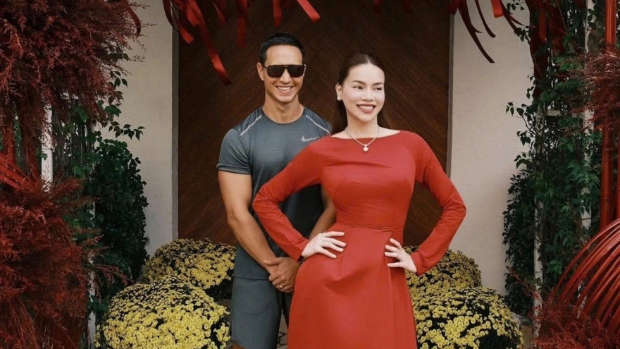 Sao Việt 12/2: Hồ Ngọc Hà - Kim Lý trang hoàng biệt thự đón Tết