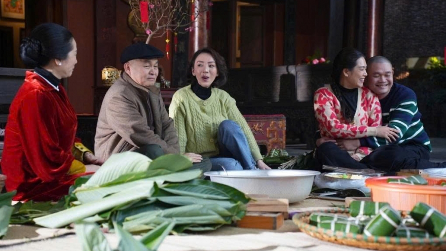 "Mùi phở" bị bỏ xa trên đường đua phim Tết