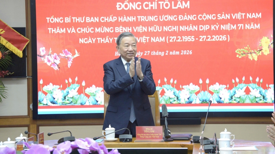 Mỗi thầy thuốc phải là điểm tựa của người bệnh trong những thời khắc khó khăn nhất