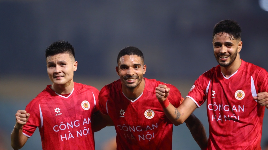 CAHN ngược dòng ấn tượng trước HAGL, hơn Ninh Bình 8 điểm