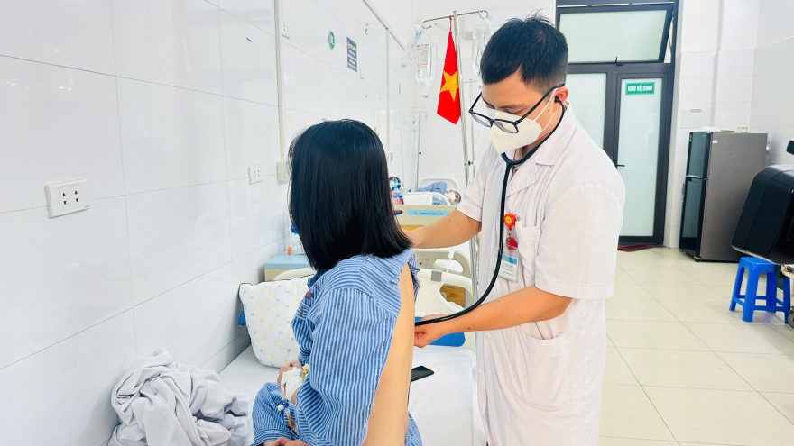 Phát hiện lao gắn với khám sức khỏe định kỳ cho mỗi người dân