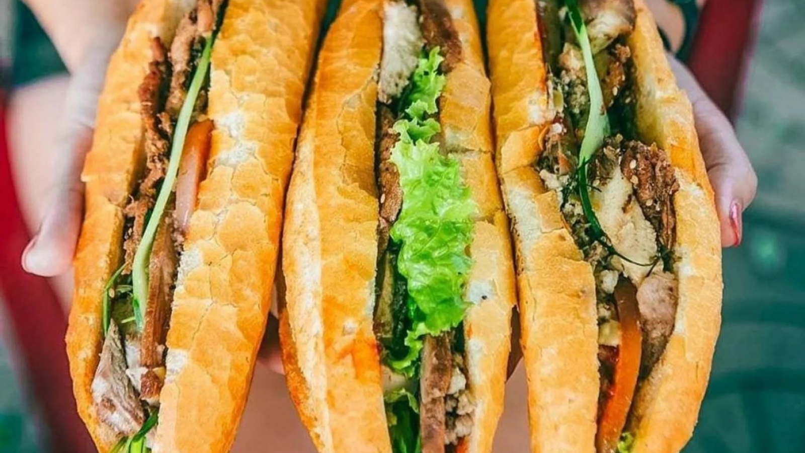 Bộ Y tế vào cuộc vụ 19 người nhập viện sau ăn bánh mỳ ở Quảng Ngãi