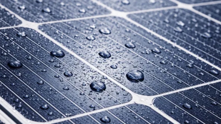 Đột phá công nghệ năng lượng tái tạo: Pin mặt trời vẫn tạo điện khi trời mưa