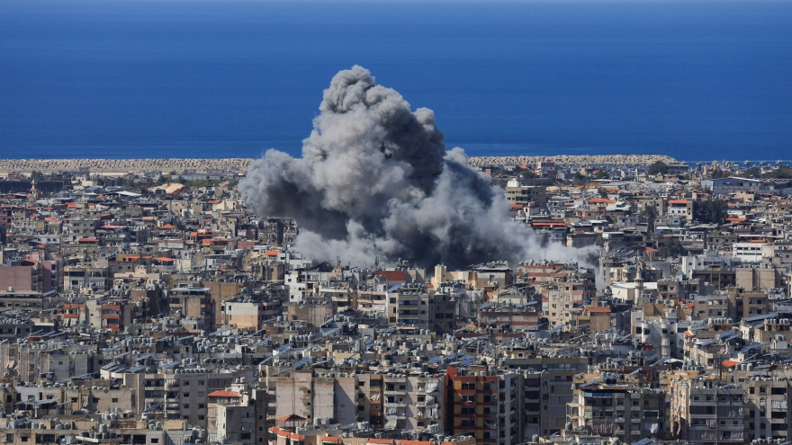 Nóng thế giới ngày 10/3: Iran tập kích tên lửa đạn đạo dồn dập về phía Israel