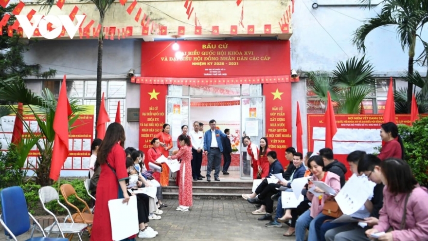 Cảnh báo nguy cơ lộ, lọt thông tin cá nhân khi đăng ảnh thẻ cử tri lên mạng xã hội