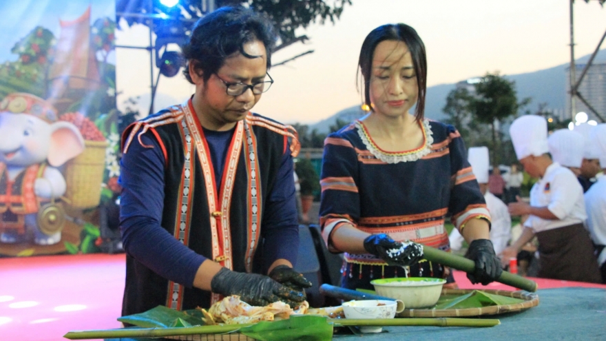 Ngày hội Tinh hoa Ẩm thực Gia Lai quy tụ nhiều sắc màu hương vị