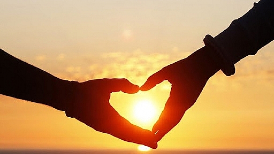 Đừng chờ may mắn từ trên trời: “Vía” hạnh phúc bắt đầu từ chính nội tâm của bạn