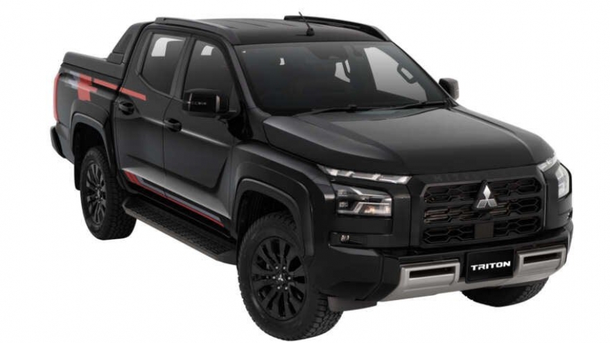 Mitsubishi Triton Championship Edition trình làng kỷ niệm chiến thắng AXCR