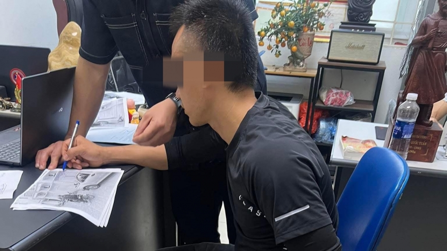 Nóng 24h ngày 3/3: Trái đắng cho tài xế xe bán tải chèn ép xe máy