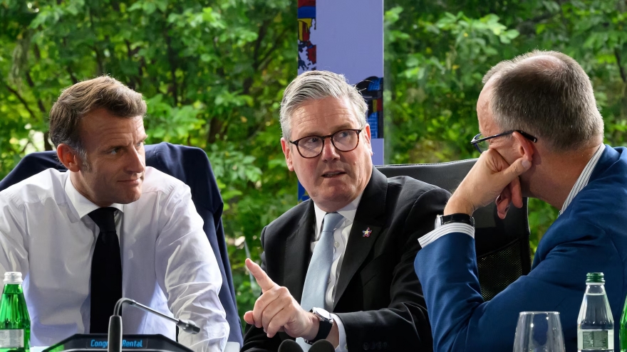 Pháp, Đức và Anh sẵn sàng hành động quân sự để phá hủy năng lực chiến đấu của Iran