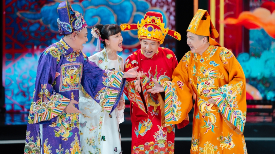 "Gặp nhau cuối năm" trở lại với tiểu phẩm “Hái hoa dân chủ”