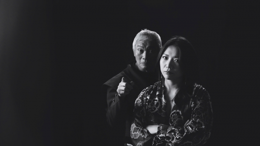 Nghệ sĩ Đào Anh Khánh lần đầu tổ chức triển lãm cùng con gái CAT