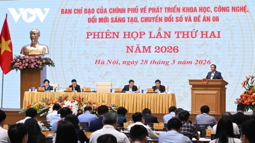 PM Chinh proposes formation of Government Working Group on strategic technologies
