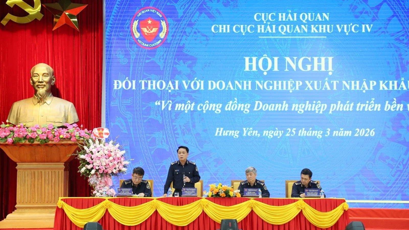 Hưng Yên: Hải quan và doanh nghiệp cùng đối thoại để gỡ vướng trong xuất nhập khẩu