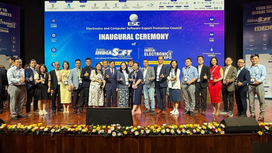Vietnamese, Indian firms enhance tech ties at IndiaSoft Expo 2026