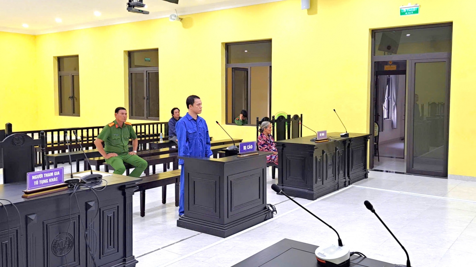 Thách thức nhau, em trai đâm anh tử vong tại Cà Mau