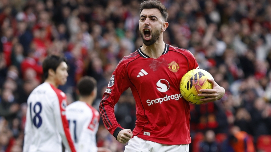 Sau vòng 28 Ngoại hạng Anh 2025/2026: MU thẳng tiến vào tốp 3