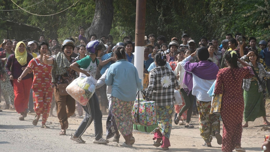 Myanmar ân xá hơn 10.000 phạm nhân trước thềm chuyển giao chính quyền