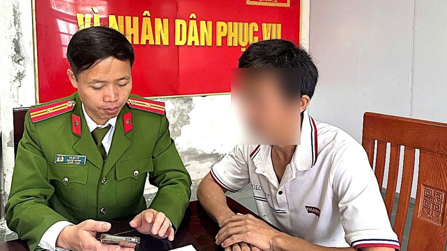 Lừa đảo “cào vé livestream” trúng thưởng hơn 2,3 tỷ đồng