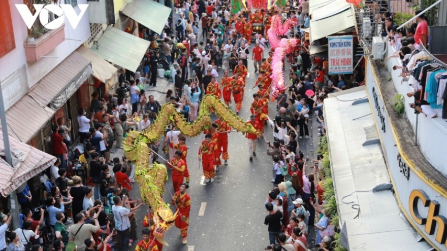 Nearly 1,200 performers take part in Nguyen Tieu Festival parade in HCM City