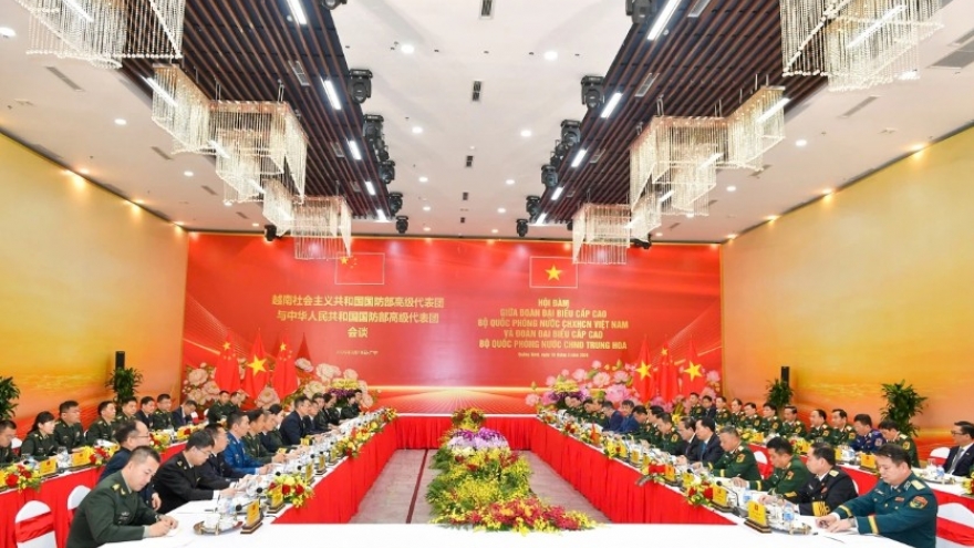Vietnam, China strengthen trust and expand defence cooperation