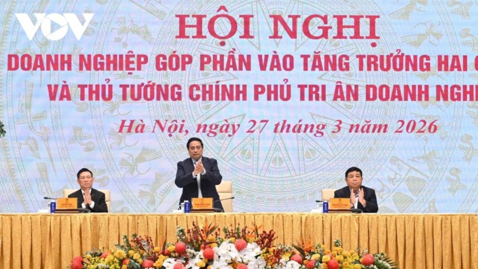 PM lays stress on business role in new growth model for double-digit growth