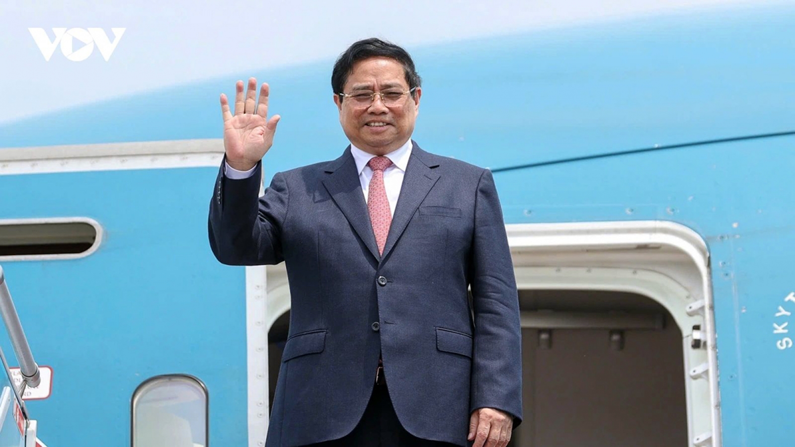 PM departs for official visit to Russia to boost strategic ties