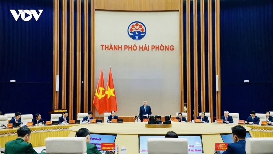 Party chief urges Hai Phong to shift growth model toward technology and innovation