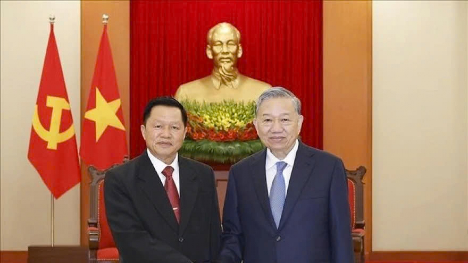 Party chief highlights security cooperation as pillar of Vietnam–Laos ties